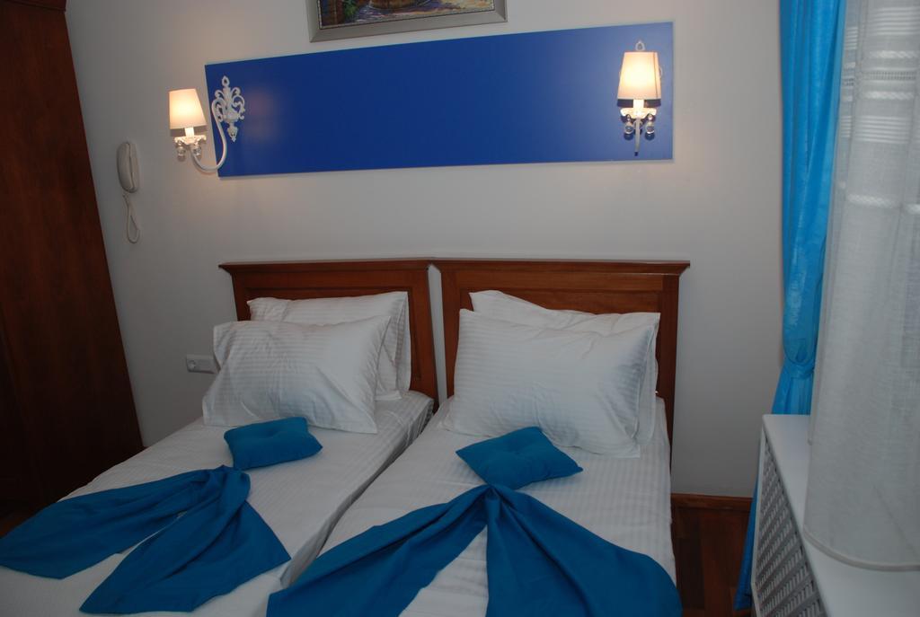 Mavi Inci Park Otel Erdek Rum bild